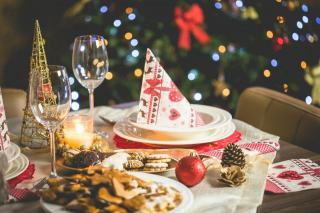 Apéro de Noël : idées festives et recettes de fêtes